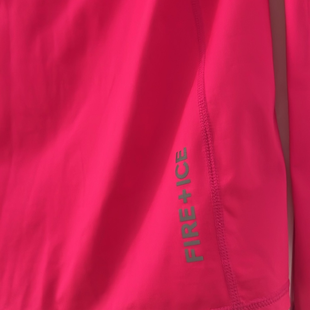 Dry fit woman running shirt - Picture 2 of 4